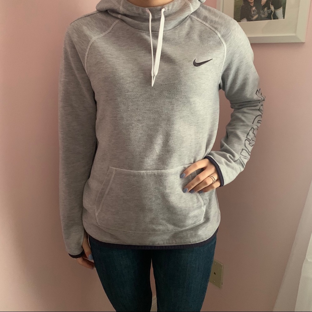 Nike Women’s Sweatshirt